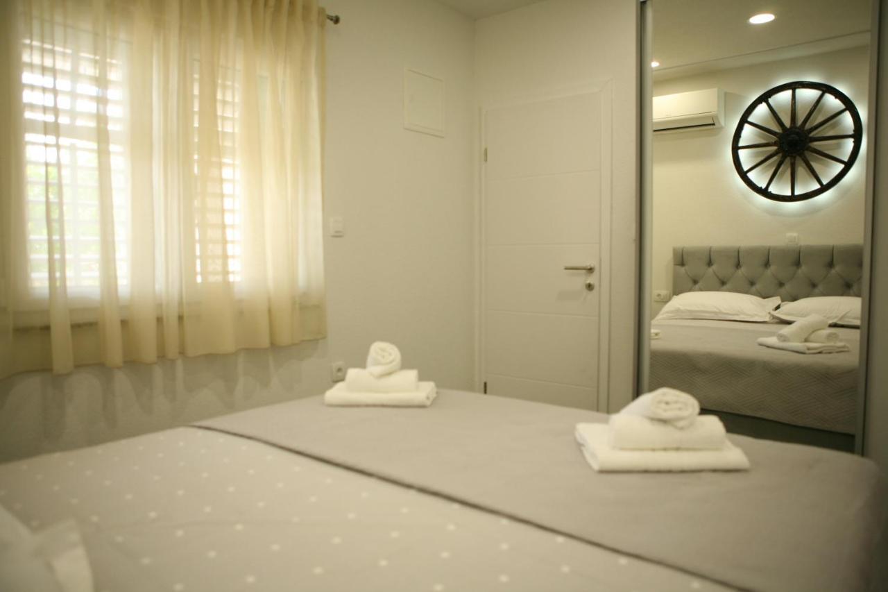 Apartments Old Town Trogir Exterior foto